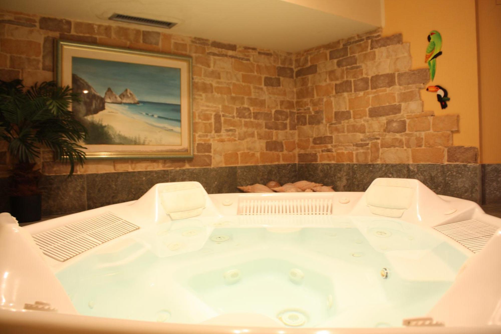 Le Rocher Hotel シャンポルク エクステリア 写真